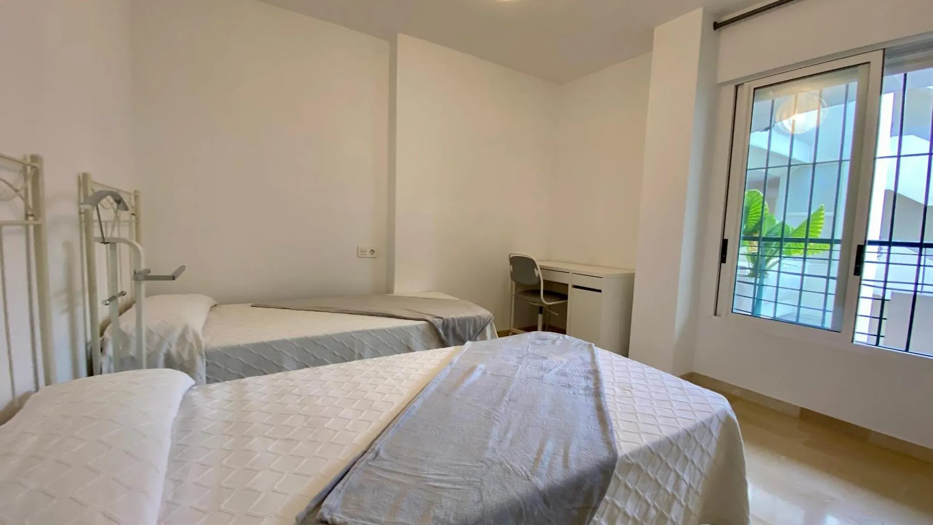 Apartamento Con Vistas Y Terraza En Guadalmina Mad Marbella Apartment